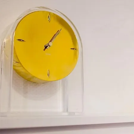 Five - Parking, Balneotherapie, Place Nationale, Un Havre De Paix *