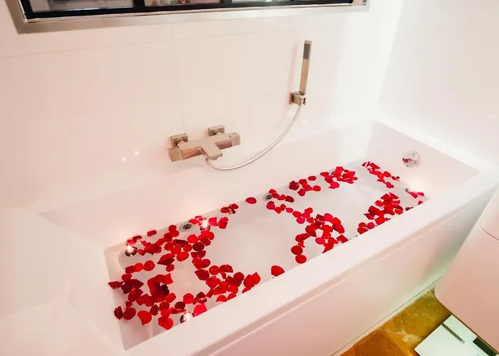 Apartament Five - Parking, Balneotherapie, Place Nationale, Un Havre De Paix Montauban