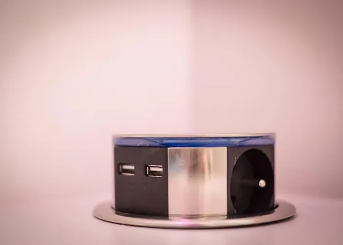 Five - Parking, Balneotherapie, Place Nationale, Un Havre De Paix Apartament