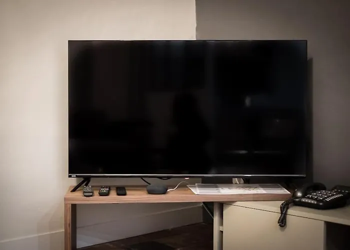 Five - Parking, Balneotherapie, Place Nationale, Un Havre De Paix Montauban