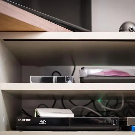 Five - Parking, Balneotherapie, Place Nationale, Un Havre De Paix Apartment